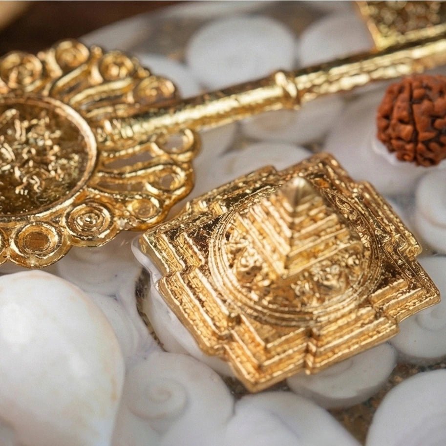 Kuber Key & Shri Yantra Plate - Aditya Kundali